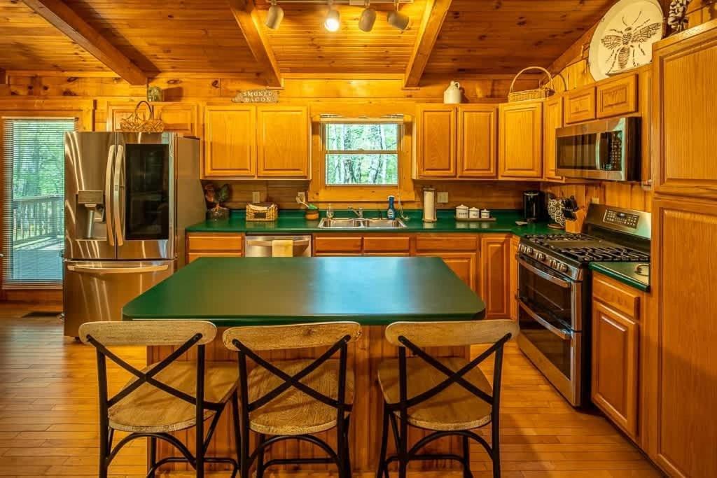 Cozy 'Grey Fox' Cabin Between Boone & Blowing Rock Kültér fotó